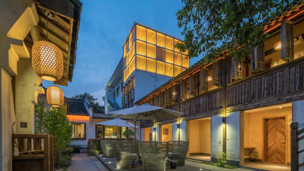 Floral Hotel - Yuexiang Inn Wuzhen Цзясин Экстерьер фото