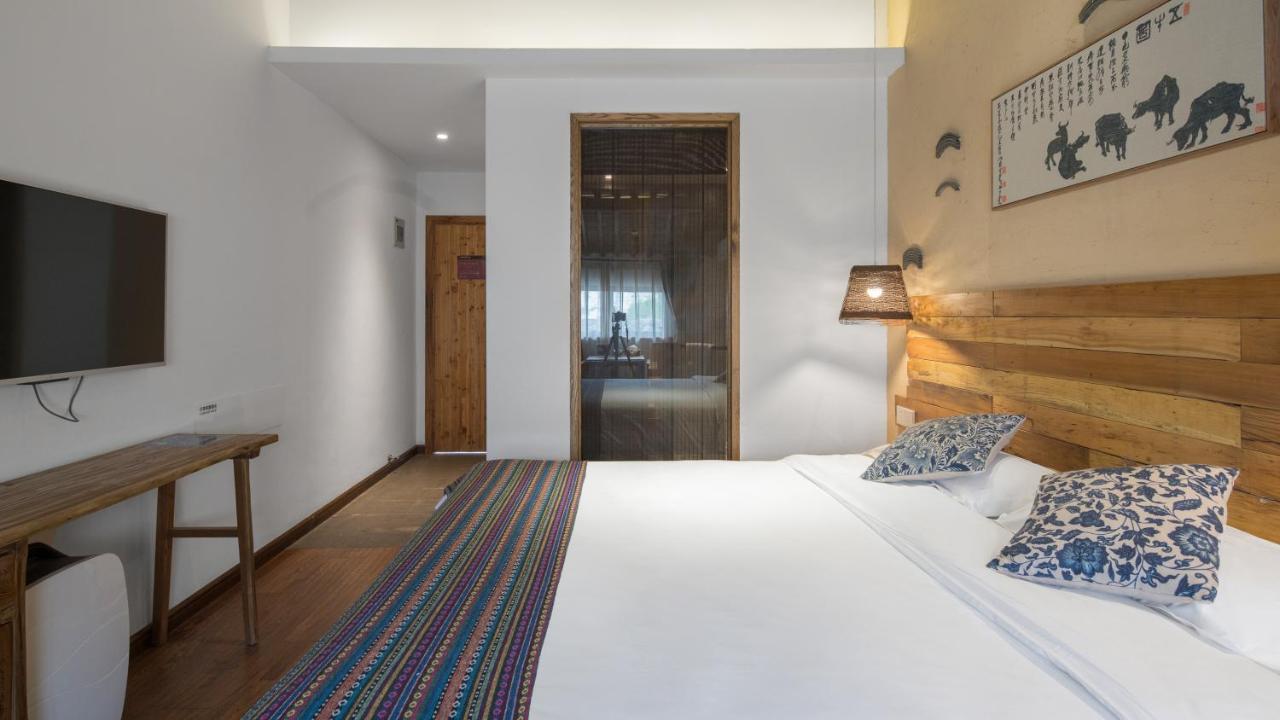 Floral Hotel - Yuexiang Inn Wuzhen Цзясин Экстерьер фото